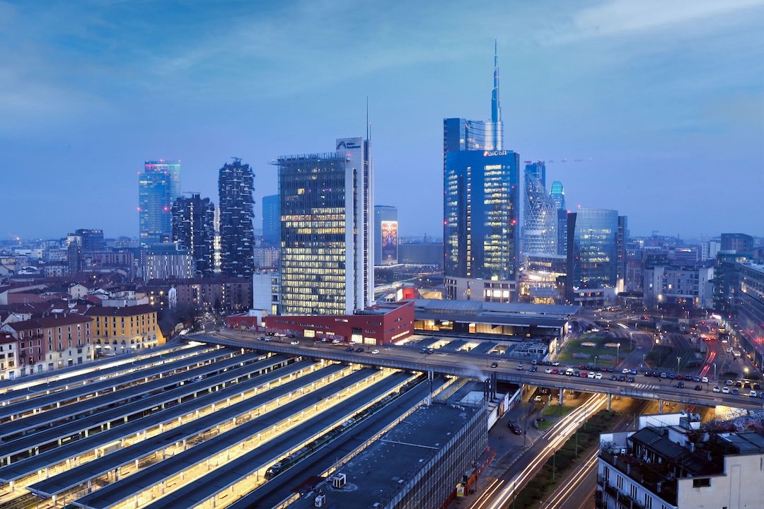Skyline di Porta Nuova, Stazione Garibaldi